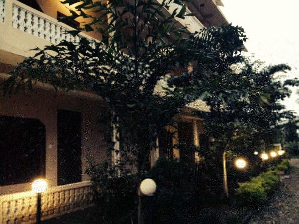 Hotel Jungle Sunset Camp Sauraha Exterior foto