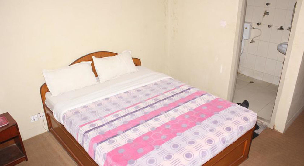 Hotel Jungle Sunset Camp Sauraha Exterior foto